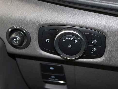 Used 2023 Ford Transit 350 XLT image 31