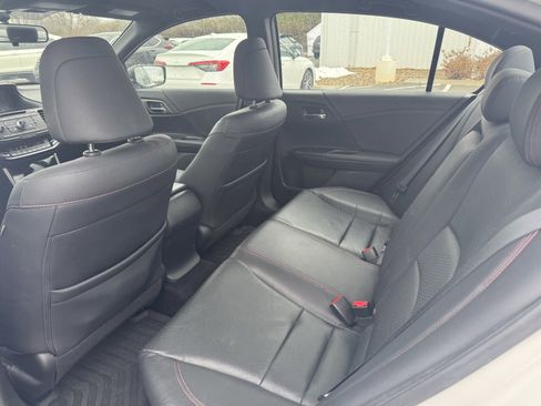 Certified 2017 Honda Accord Sport Special Edition image 11