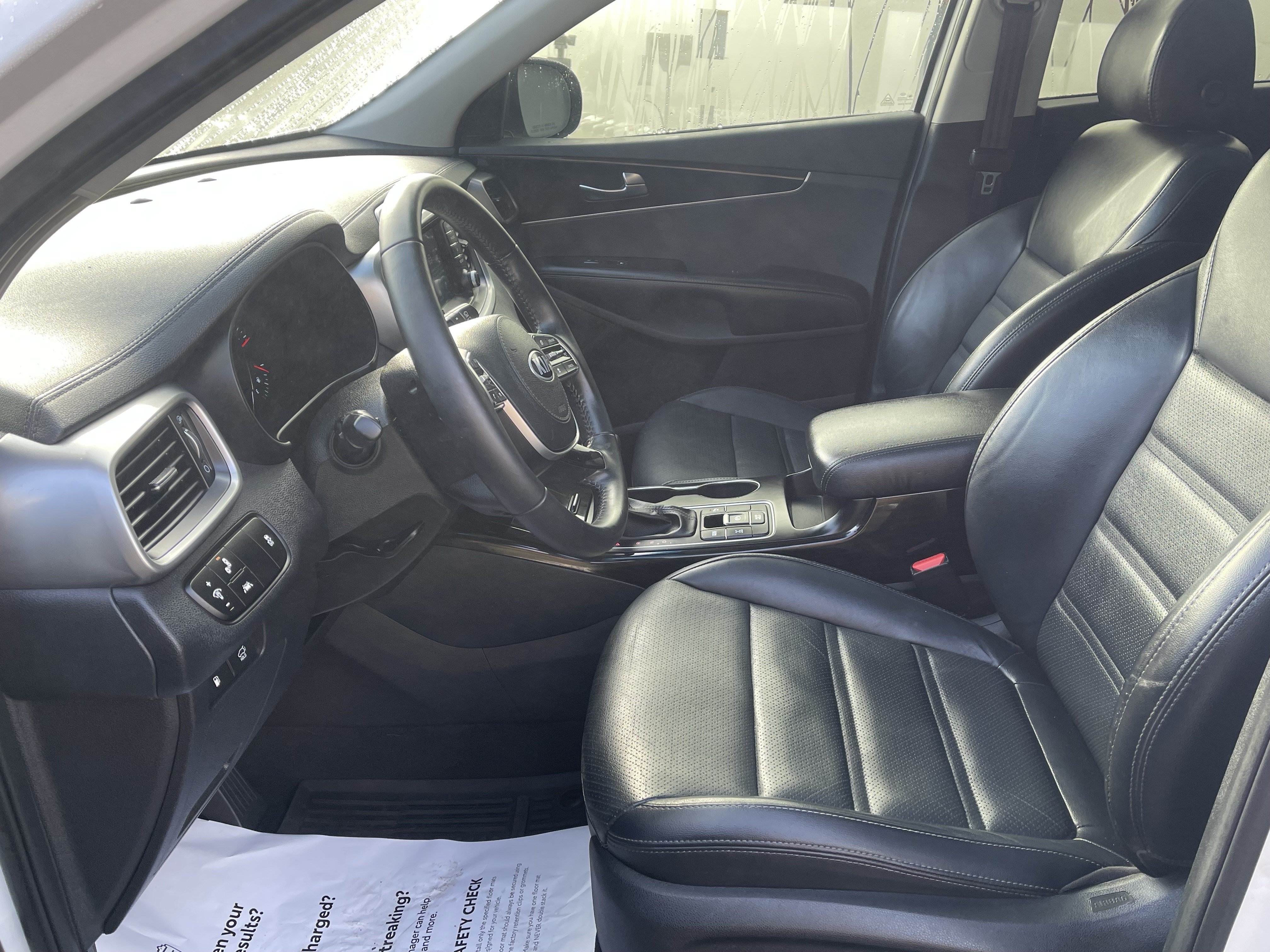 Used 2020 Kia Sorento EX AWD/4WD image 11