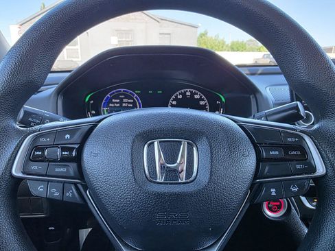 Used 2020 Honda Accord Hybrid image 13