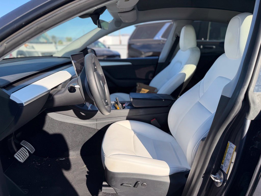 Used 2023 Tesla Model Y Performance AWD/4WD image 5