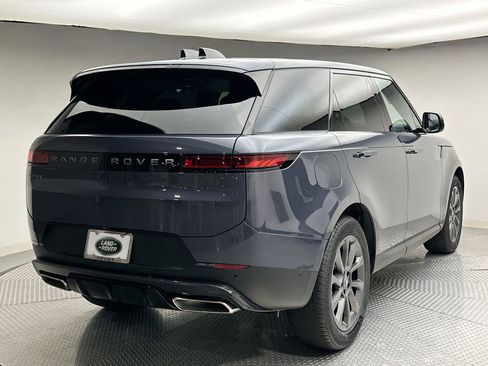 Used 2024 Land Rover Range Rover Sport SE AWD/4WD image 17