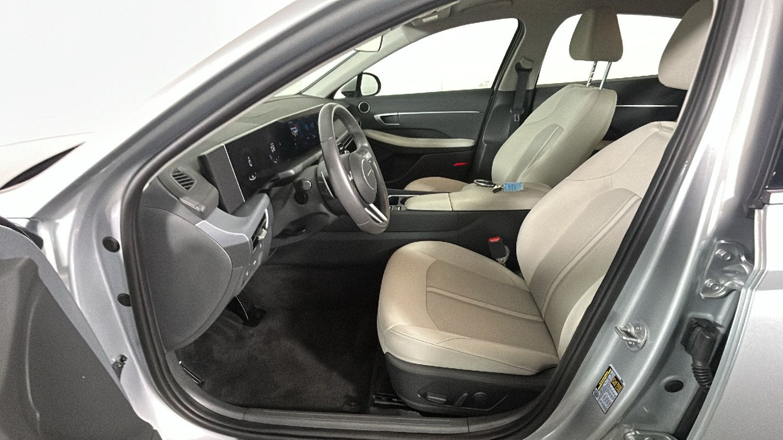 Certified 2026 Hyundai Sonata SEL AWD/4WD image 14