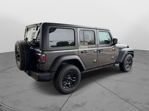 Used 2025 Jeep Wrangler Unlimited Sport AWD/4WD image 9