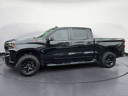 Used 2020 Chevrolet Silverado 1500 LT Trail Boss w/ Midnight Edition AWD/4WD image 4