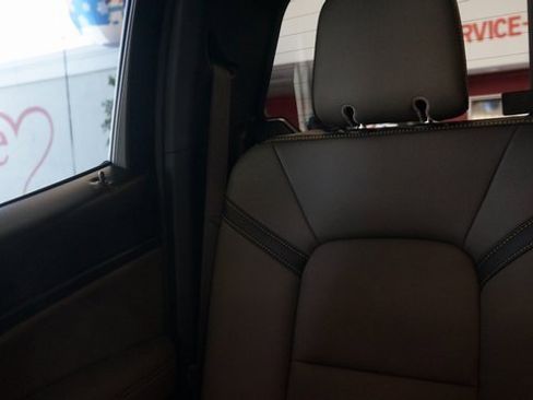 Used 2026 Chevrolet Colorado ZR2 w/ Technology Package image 59