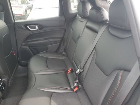 New 2026 Jeep Compass Trailhawk w/ Sun, Sound & Navigation Group AWD/4WD image 10