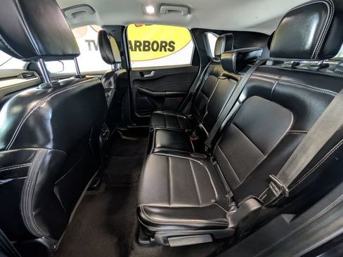 Certified 2024 Ford Escape Platinum AWD/4WD image 27