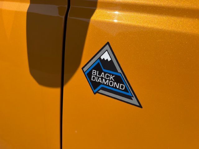 Used 2022 Ford Bronco Black Diamond AWD/4WD image 9