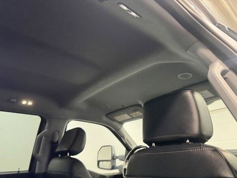 Used 2023 Ford F250 Lariat w/ Lariat Ultimate Package image 17