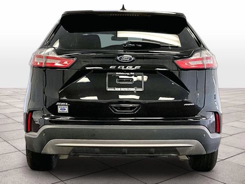 Used 2023 Ford Edge SEL w/ Convenience Package AWD/4WD image 4