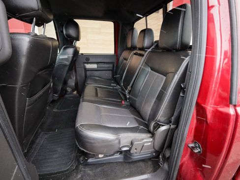 Used 2014 Ford F350 Lariat w/ Lariat Chrome Package image 30