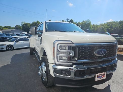 Used 2026 Ford F450 Lariat w/ FX4 Off-Road Package AWD/4WD image 4