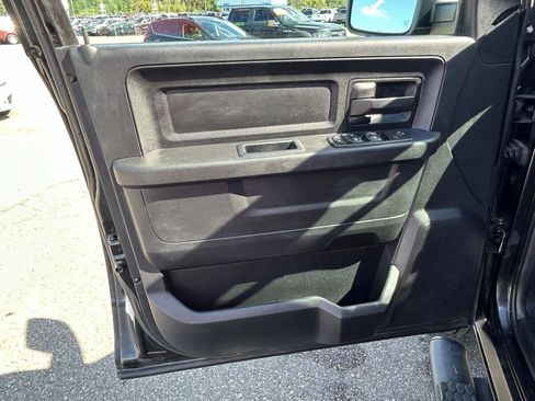Used 2016 RAM 1500 ST w/ Popular Equipment Group AWD/4WD image 14