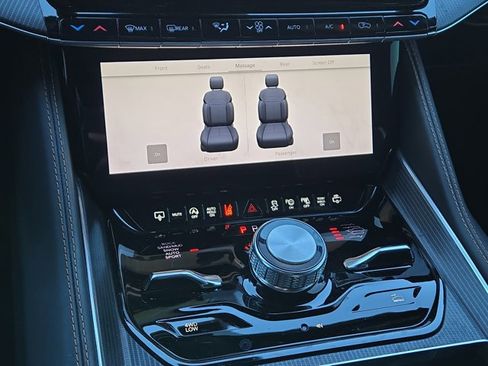 New 2024 Jeep Grand Wagoneer Series III w/ Rear Seat Video Group 1 image 32