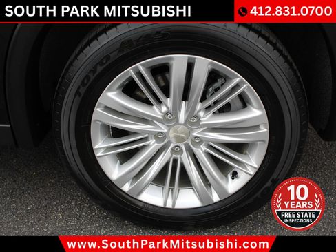 Used 2024 Mitsubishi Outlander ES AWD/4WD image 28