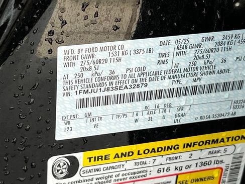 Used 2025 Ford Expedition Active AWD/4WD image 29
