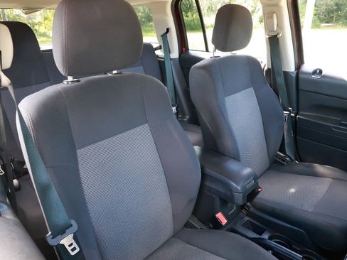 Used 2012 Jeep Patriot Sport image 16