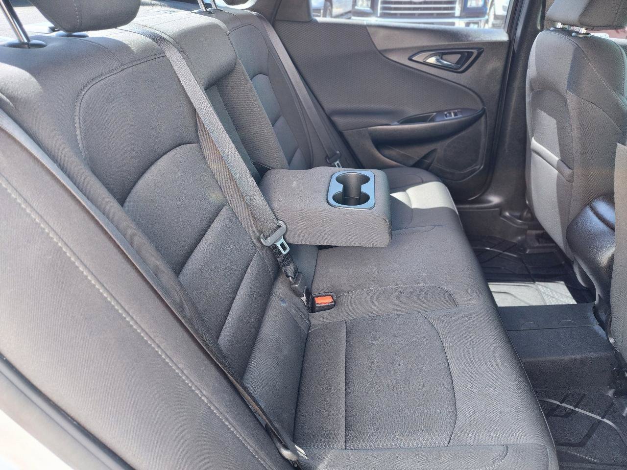 Used 2018 Chevrolet Malibu LS FWD image 24