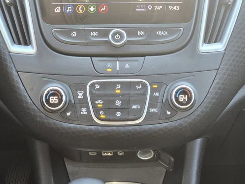 Used 2024 Chevrolet Malibu LT FWD image 19