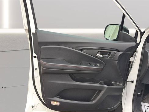 Used 2021 Honda Ridgeline Black Edition image 19