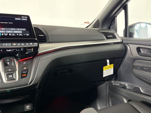 New 2026 Honda Odyssey Sport-L image 28