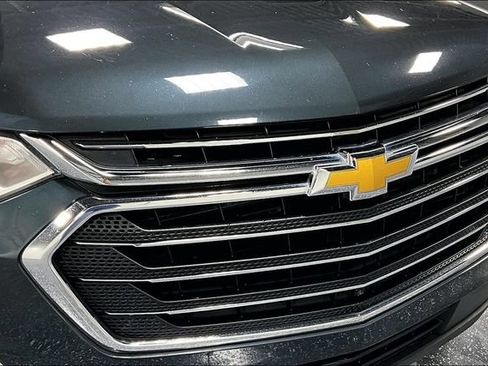 Used 2019 Chevrolet Traverse LT w/ LT Premium Package AWD/4WD image 31