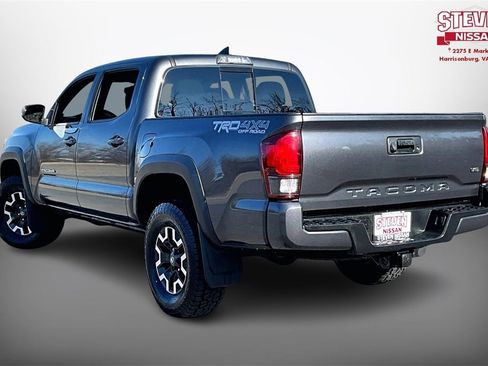 Used 2019 Toyota Tacoma TRD Off-Road image 4