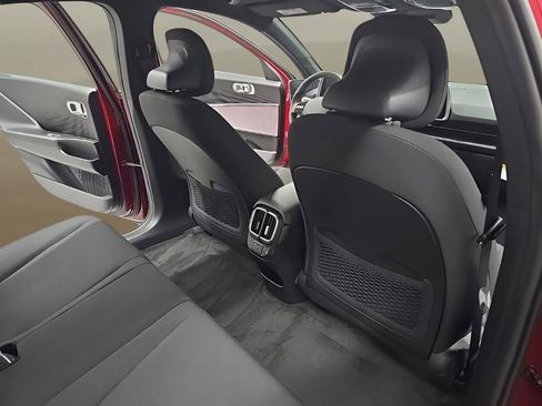 New 2025 Hyundai Ioniq 6 SE image 17