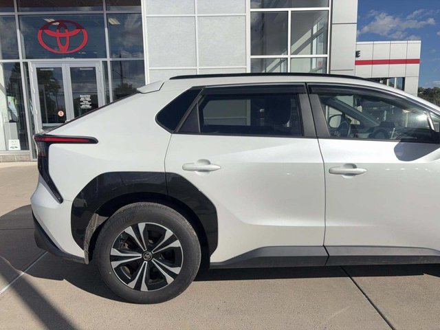 Used 2023 Toyota bZ4X AWD w/ Weather Package image 19