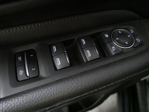 Used 2022 GMC Yukon Denali image 14