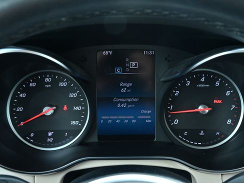 Used 2020 Mercedes-Benz GLC 300 image 17