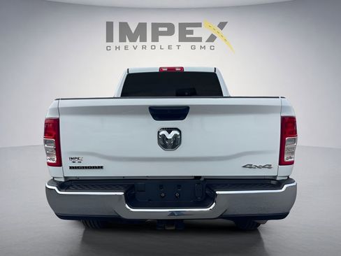 Used 2024 RAM 2500 Big Horn AWD/4WD image 4