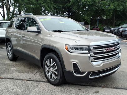 Used 2022 GMC Acadia SLE w/ Driver Convenience Package