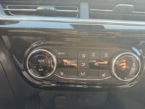 Used 2024 Chevrolet Trax ACTIV w/ Driver Confidence Package image 17