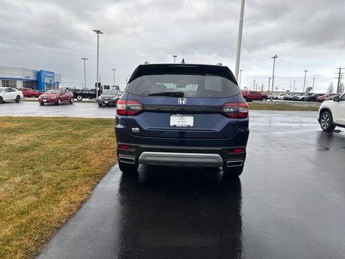 Used 2023 Honda Pilot Elite image 4