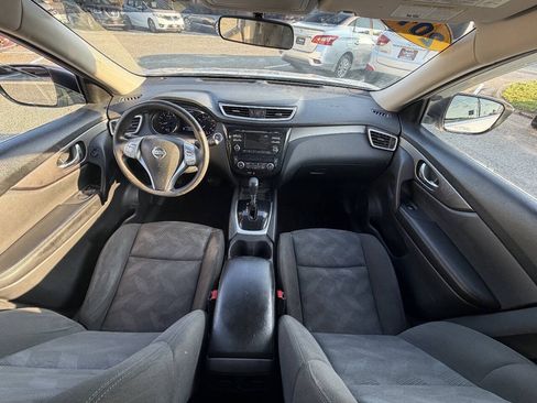 Used 2015 Nissan Rogue SV AWD/4WD image 14