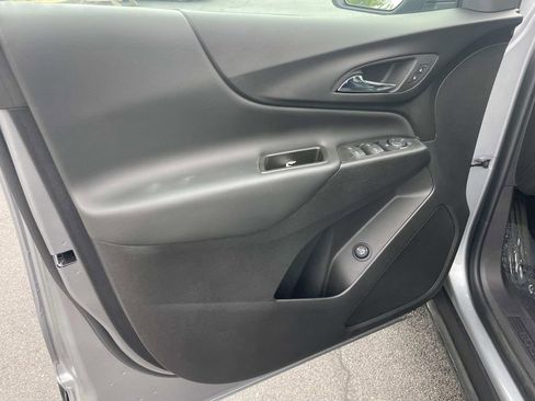 Used 2024 Chevrolet Equinox LT AWD/4WD image 17