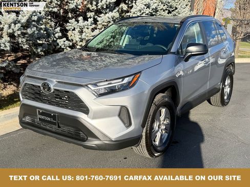 Used 2025 Toyota RAV4 LE image 3