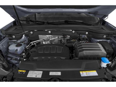 Used 2025 Volkswagen Atlas Peak Edition SE AWD/4WD image 11