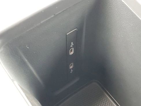 New 2026 Volkswagen Tiguan S image 21