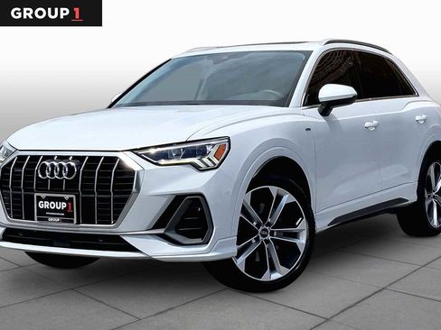 Used 2020 Audi Q3 2.0T Premium Plus w/ Premium Plus Package AWD/4WD image 1