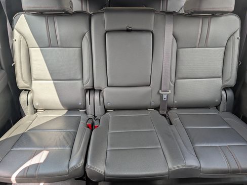 Used 2021 Chevrolet Suburban RST w/ Rear Media and Nav Package AWD/4WD image 14