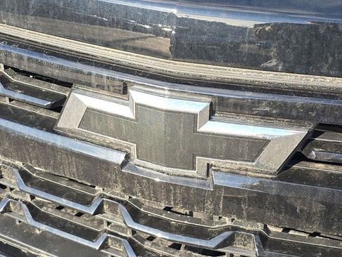 Used 2025 Chevrolet Silverado 1500 LT Trail Boss w/ Convenience Package II AWD/4WD image 31