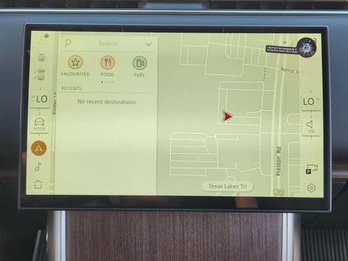 New 2026 Land Rover Range Rover Long Wheelbase SE image 12