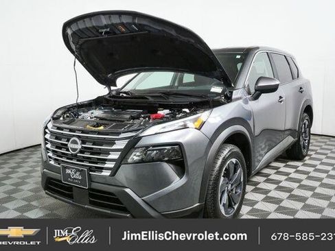 Used 2025 Nissan Rogue SV AWD/4WD image 30