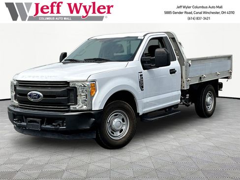 Used 2017 Ford F250 XL RWD image 1