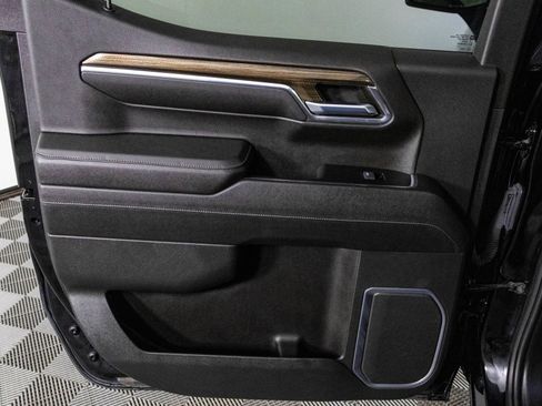 Used 2023 Chevrolet Silverado 1500 LT image 33