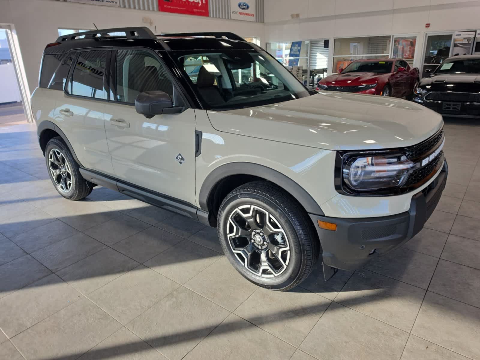 Used 2025 Ford Bronco Sport Outer Banks w/ Outer Banks Tech Package+ AWD/4WD image 4