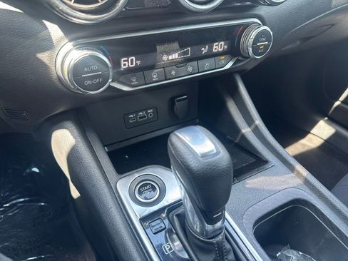 Used 2021 Nissan Sentra SV FWD image 17
